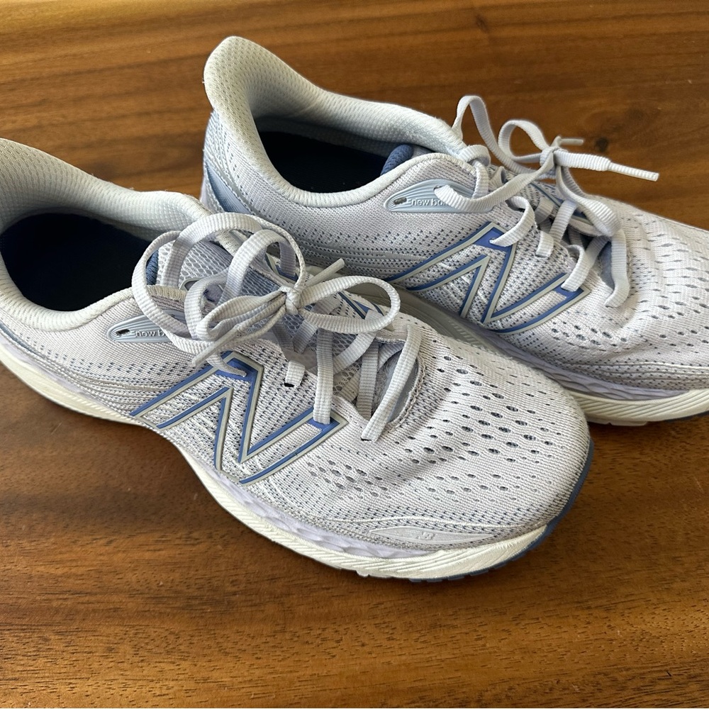Women’s New Balance Sneakers/Running Shoe